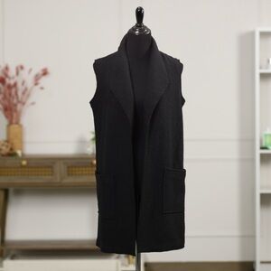 Tahari Black Sleeveless Vest